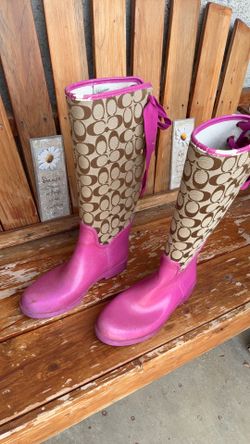 Coach boots
