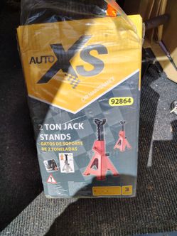 Jack stands