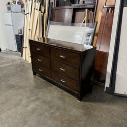 Dresser $140