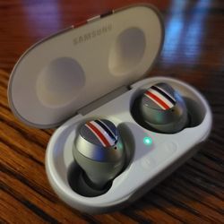 Limited Edition Thom Browne / Samsung Earbuds 