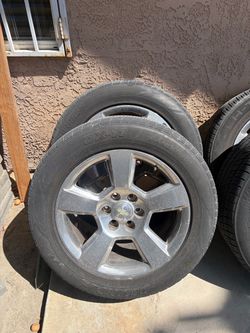 Chevrolet Silverado 20 inch wheels