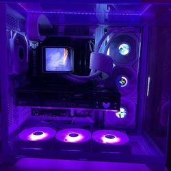 Brand New Ryzen 7 9800X3D / RTX 5070 Ti Gaming PC