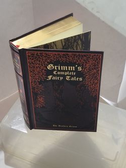 Grimm's Complete Fairy Tales