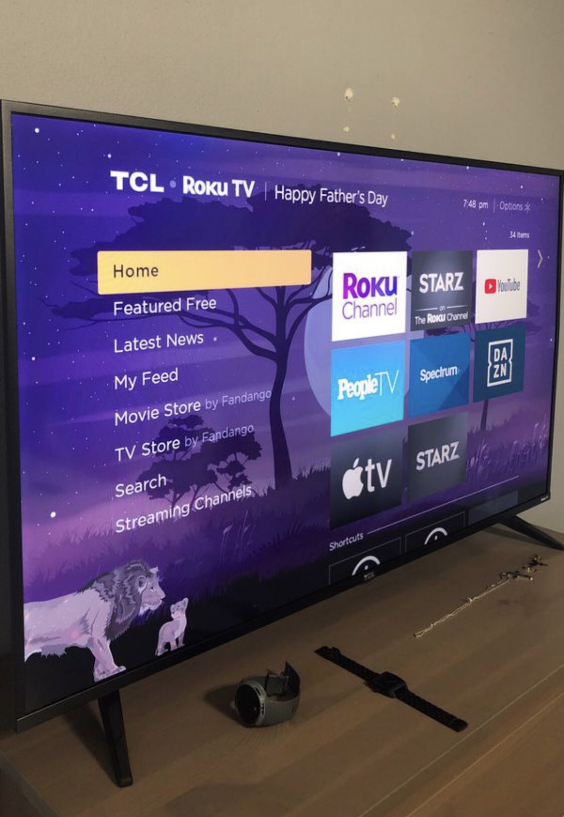 Excellent condition 50” TCL 5 Series Smart Roku 4KHDR flatscreen tv. $350 or best offer. USF area