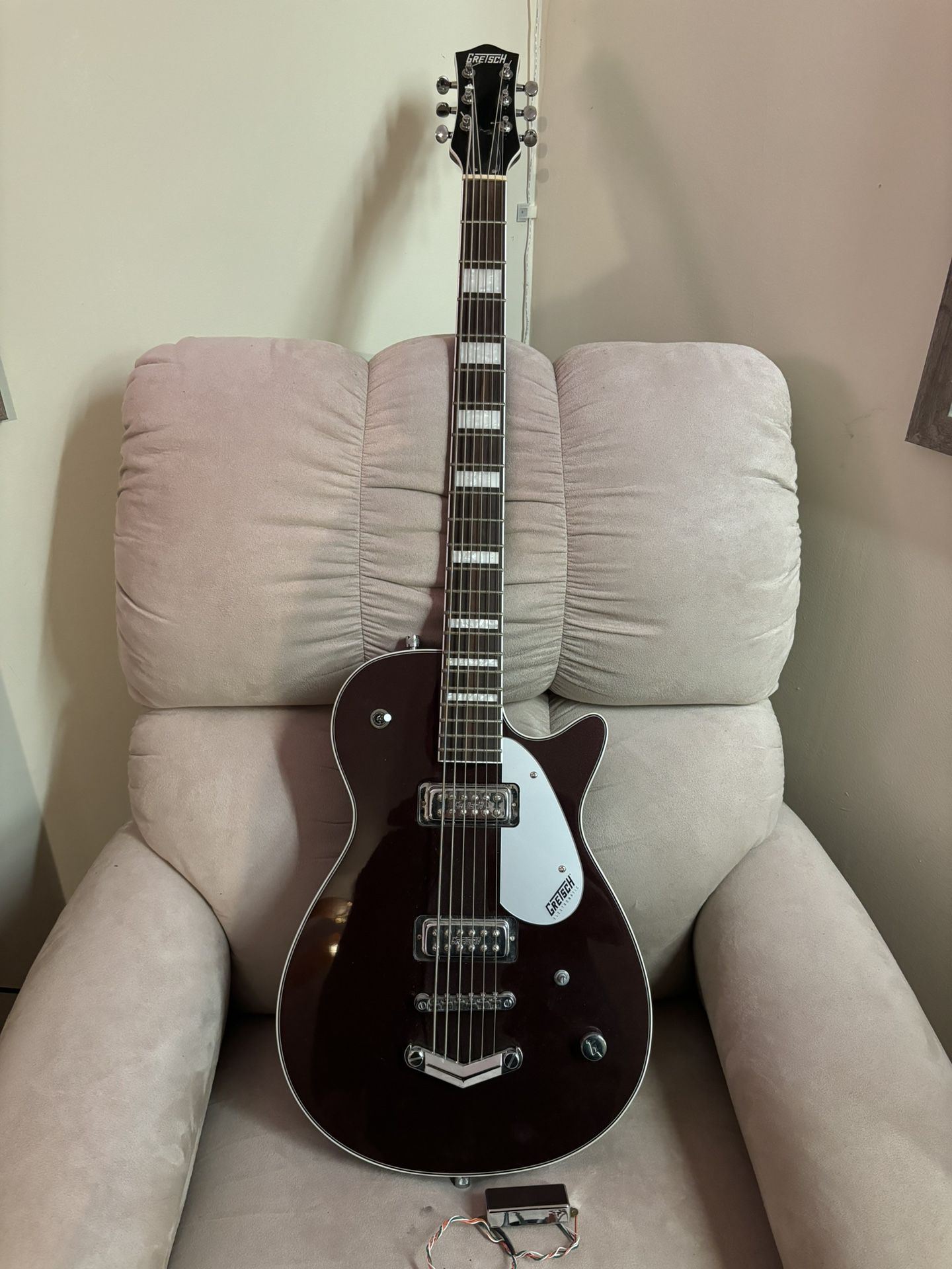 Gretsch G5260 Baritone