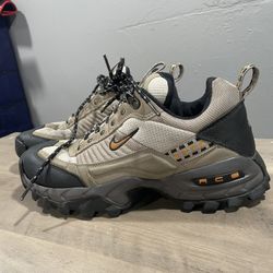 Vintage Nike ACG Trigo plus 