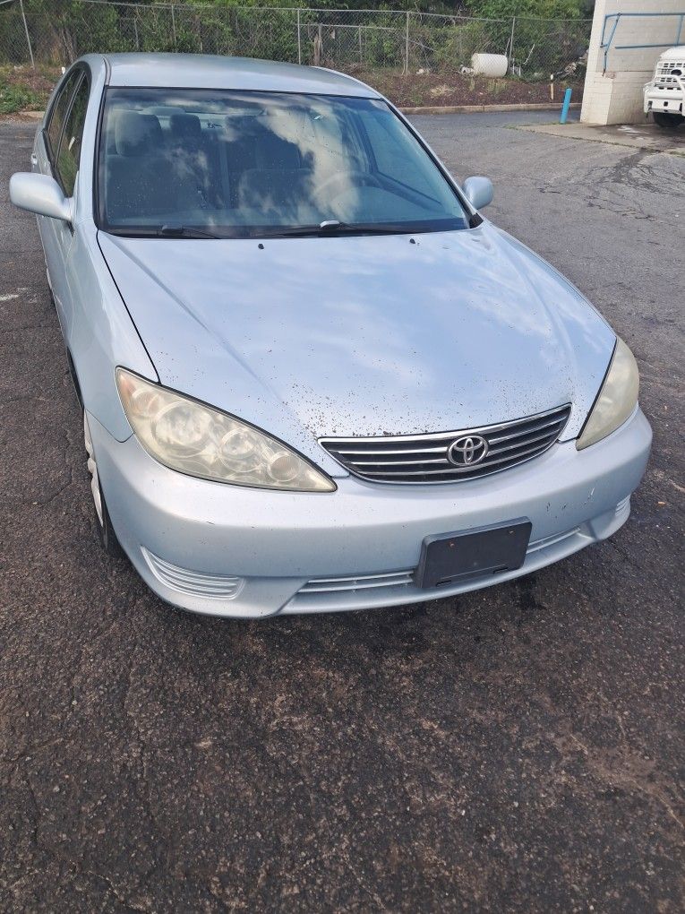 2005 Toyota Camera