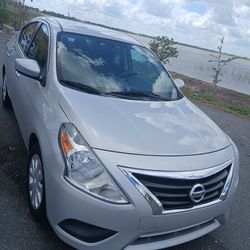 2019 Nissan Versa