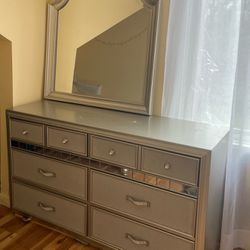Teen Girl Bedroom Set: Mattress, Bedframe, Bedside Table, Dresser, And Mirror