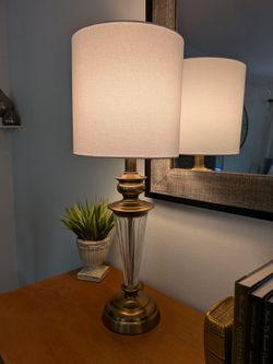 Pair of excelsior lamps