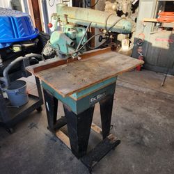 Dewalt Radial Arm Saw