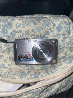 LUMINIX DIGITAL CAMERA