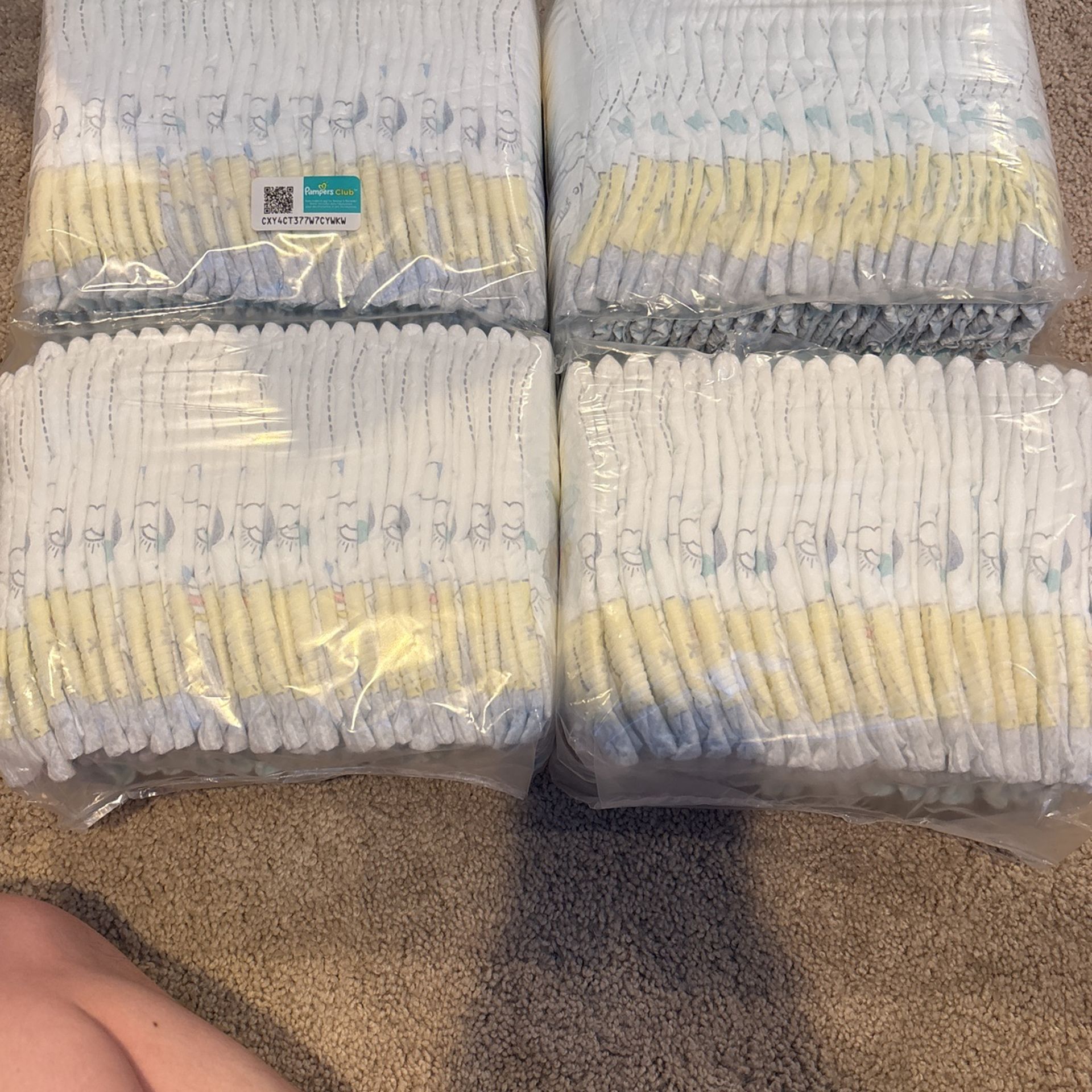 96 Pampers Size 1 Dipers