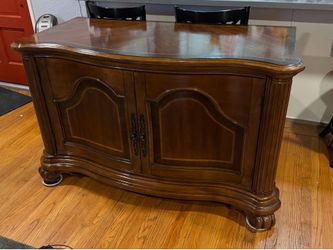 Large wooden entertainment media cabinet early 2000s