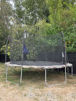 Camo Trampoline Xtra large