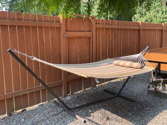 Hammock on stand