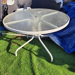 Round Outdoor Patio Table Garden Yard Home Decor No Chairs