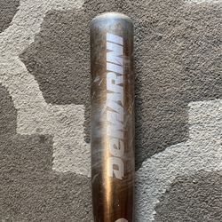 Demarini Voodoo Black Size 33”, 30oz -3 , 2 5/8” Barrel Size 