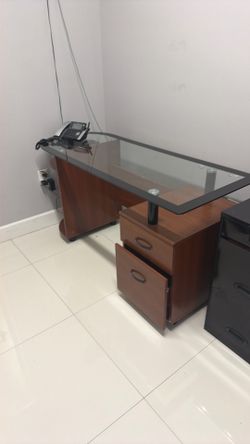 Office table