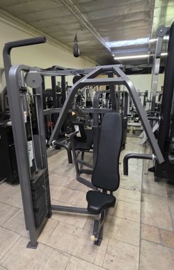 Cybex VR Chest Press gym equipment exercise weight workout fitness machine