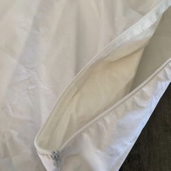 Pillow Protector .. Great Condition Just Wrinkled 