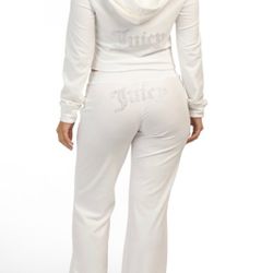 Brand new Juicy Couture Tracksuit set pants and sweatshirt with the tags size medium White “Cream Soda”