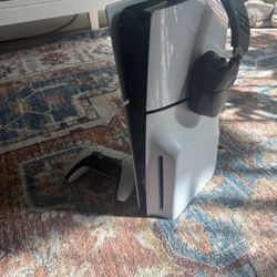 PlayStation 5 Standard Edition (disc Drive)