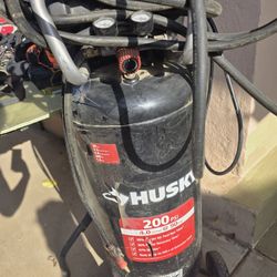 Husky Compressor