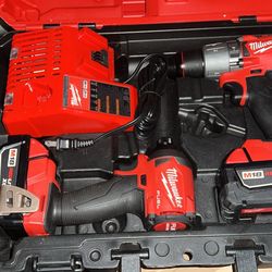 Milwaukee Brushless Set W/ 3 5.0 Battery’s New