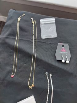 Mixed Jewelry Necklaces Earrings Bracelets