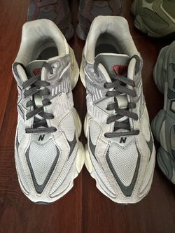 New Balance 77044