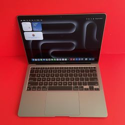 Apple MacBook Air 13 (2020 Model/ M1 chip) 8GB Memory 128GB storage great laptop (98% battery) 