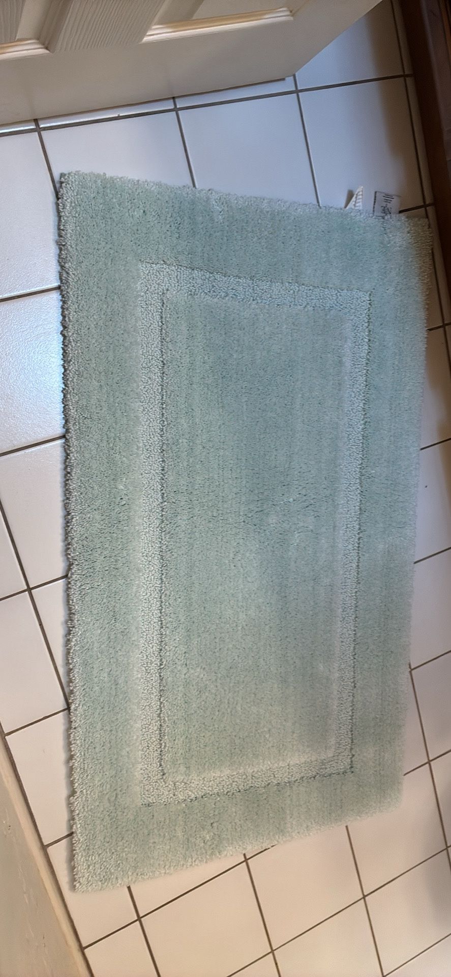 Noble excellence bathroom rug