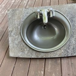 Sink RV/trailer