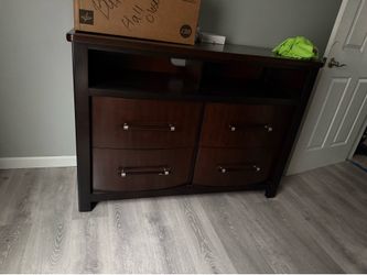 Tv stand dresser