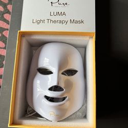 Luma LED Light Therapy Mask