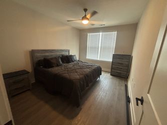 King size bedroom set