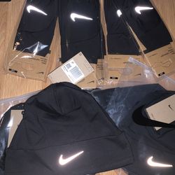 Reflective Nike Beanie & Nike Gloves