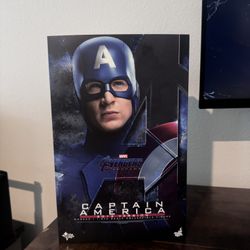 Hot Toys Captain America 2012 MMS563 1:6 Scale Figure Avengers New-Open Box