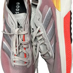 🔥🔥ADIDAS SIZE 10 BRAND NEW🔥🔥