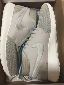 Nike roshe run boots mortar 11.5