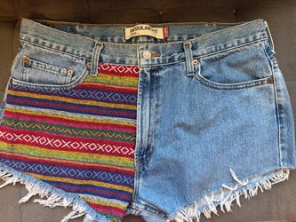 Custom Vintage Levi’s 505 Woven Denim Cutoff Shorts W38