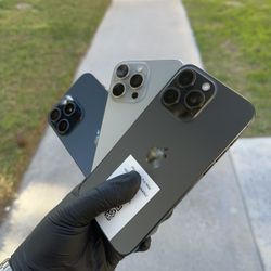 iPhone 15 Pro Max Factory Unlocked / International / Mexico