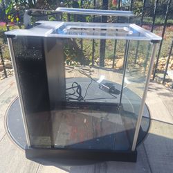 Fluval 2.6 Gallons Multi- Stage Filtration System Aquarium 