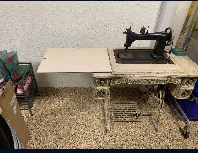 Antique Singer