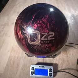 Motiv QZ2 Quadfire Bowling Ball