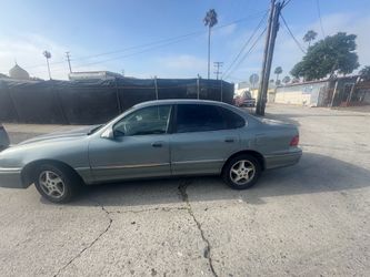 1999 Toyota Avalon