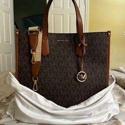 $398 NWT Michael Kors Maple Logo Large Tote Purse Cross Body Strap Brown Handbag