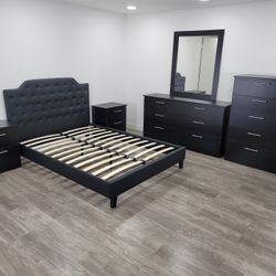 Bedroom Set  // Juego De Cuarto 