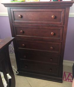 Kids dresser